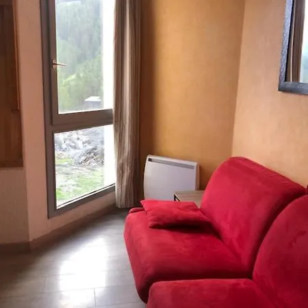 アパート 3 Personnes Idealement Situe, Au Pied Des Pistes Et Proche Commerces