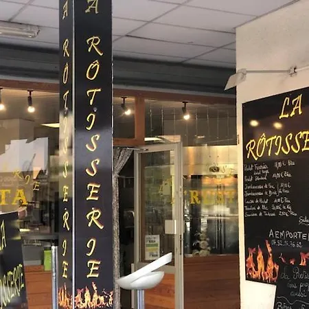アパート 3 Personnes Idealement Situe, Au Pied Des Pistes Et Proche Commerces *