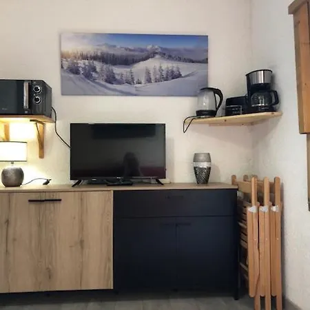 アパート 3 Personnes Idealement Situe, Au Pied Des Pistes Et Proche Commerces